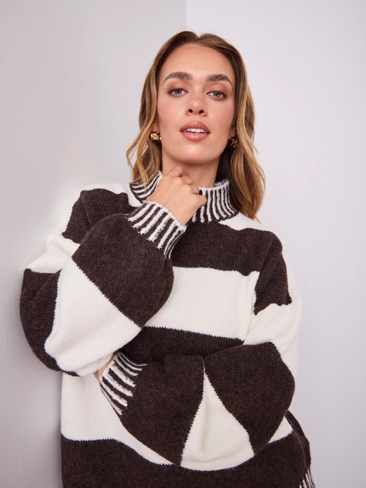 BESSIE BLOCK STRIPE KNIT - CHOCOLATE/WHITE - Image 12