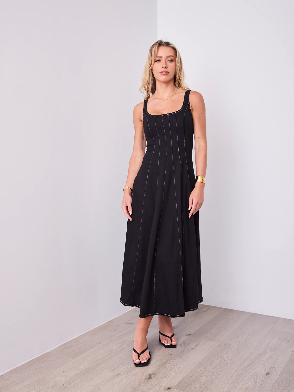 EVE DENIM DRESS - BLACK - Image 3