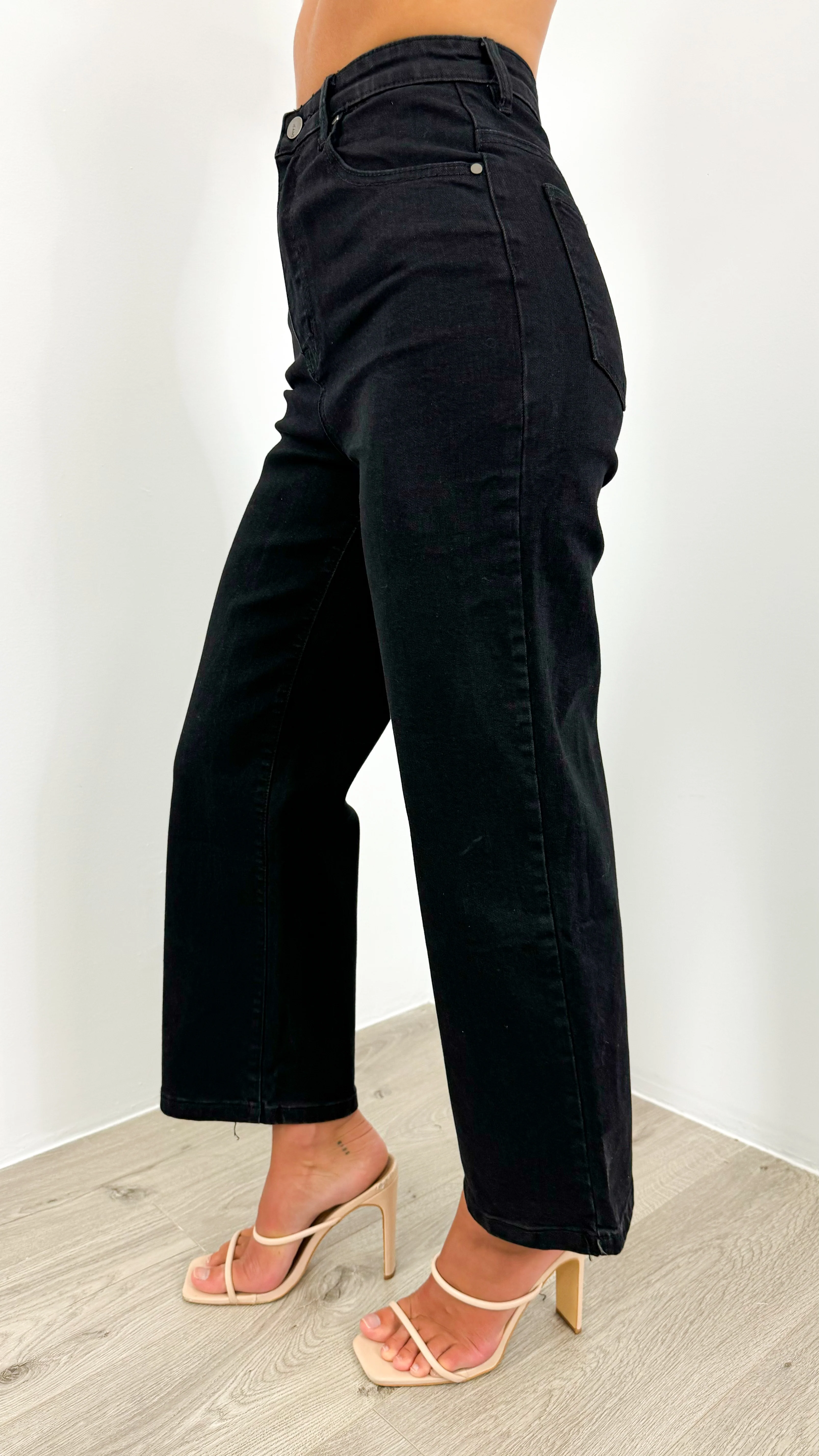 LUCA JEAN 7/8 LENGTH - BLACK - Image 12