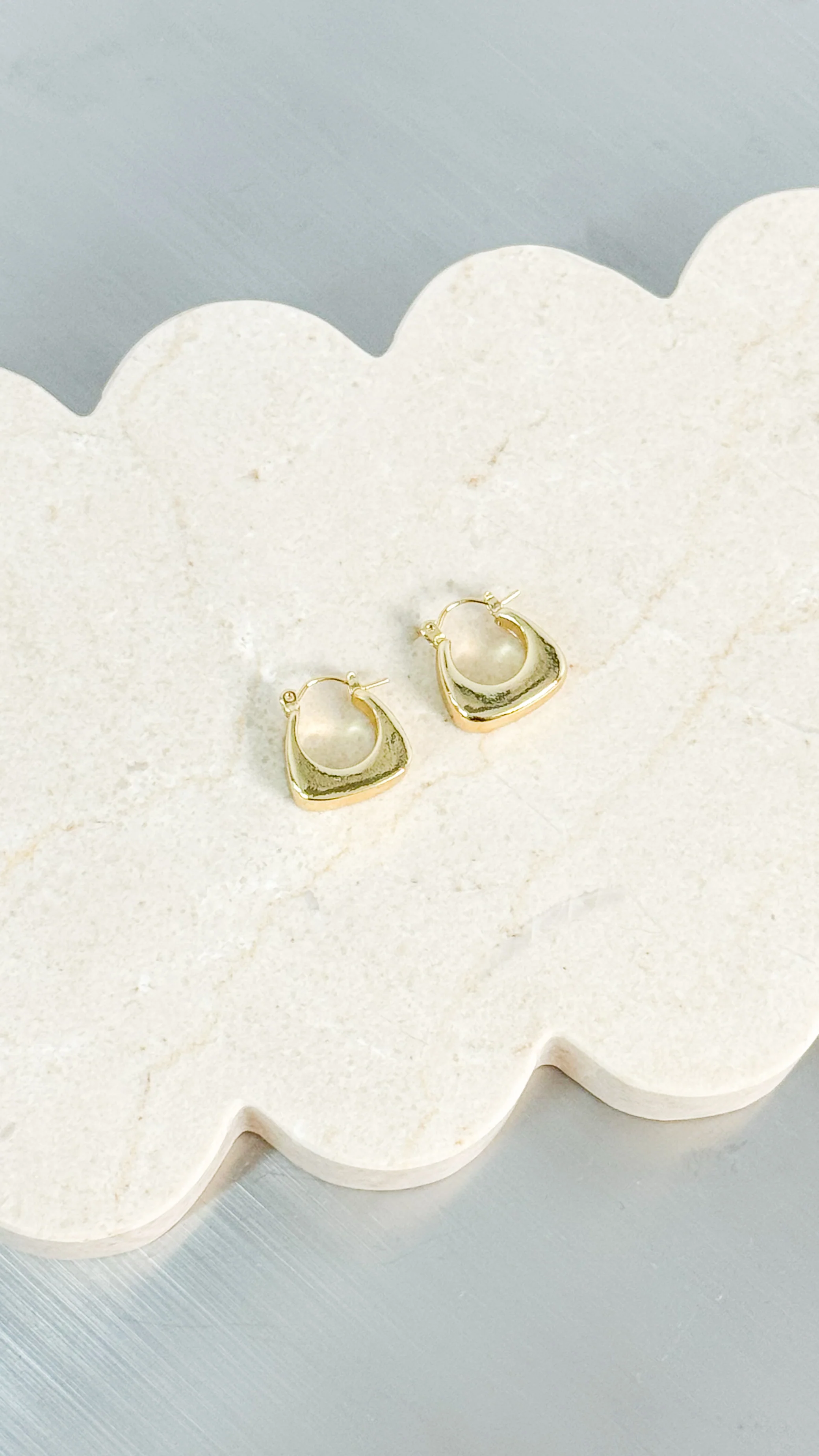 NORA HUGGIE 18K GOLD PLATED EARRINGS - GOLD - Image 2