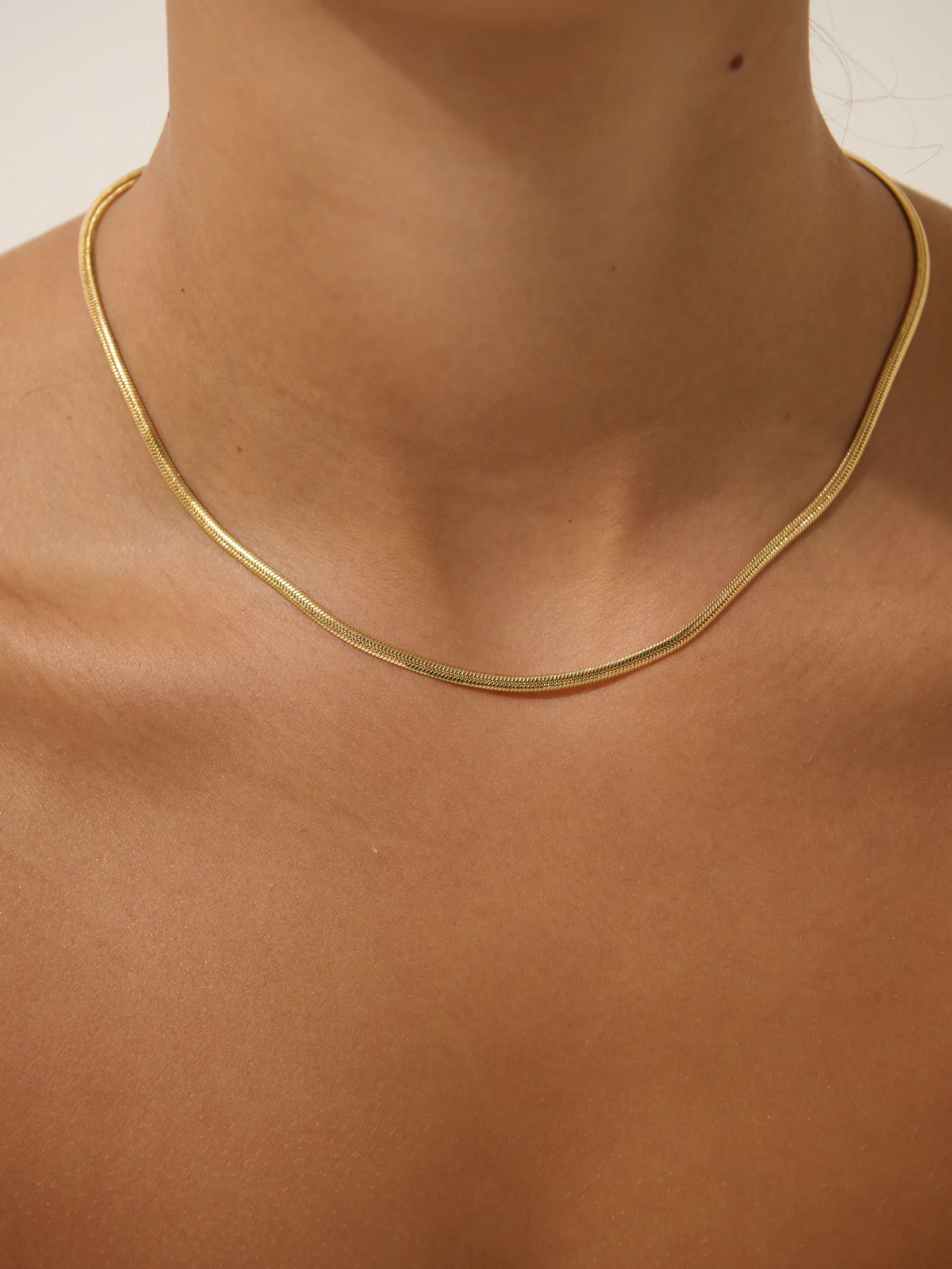 SNAKE 3mm 14K GOLD PLATED NECKLACE - GOLD - Image 3